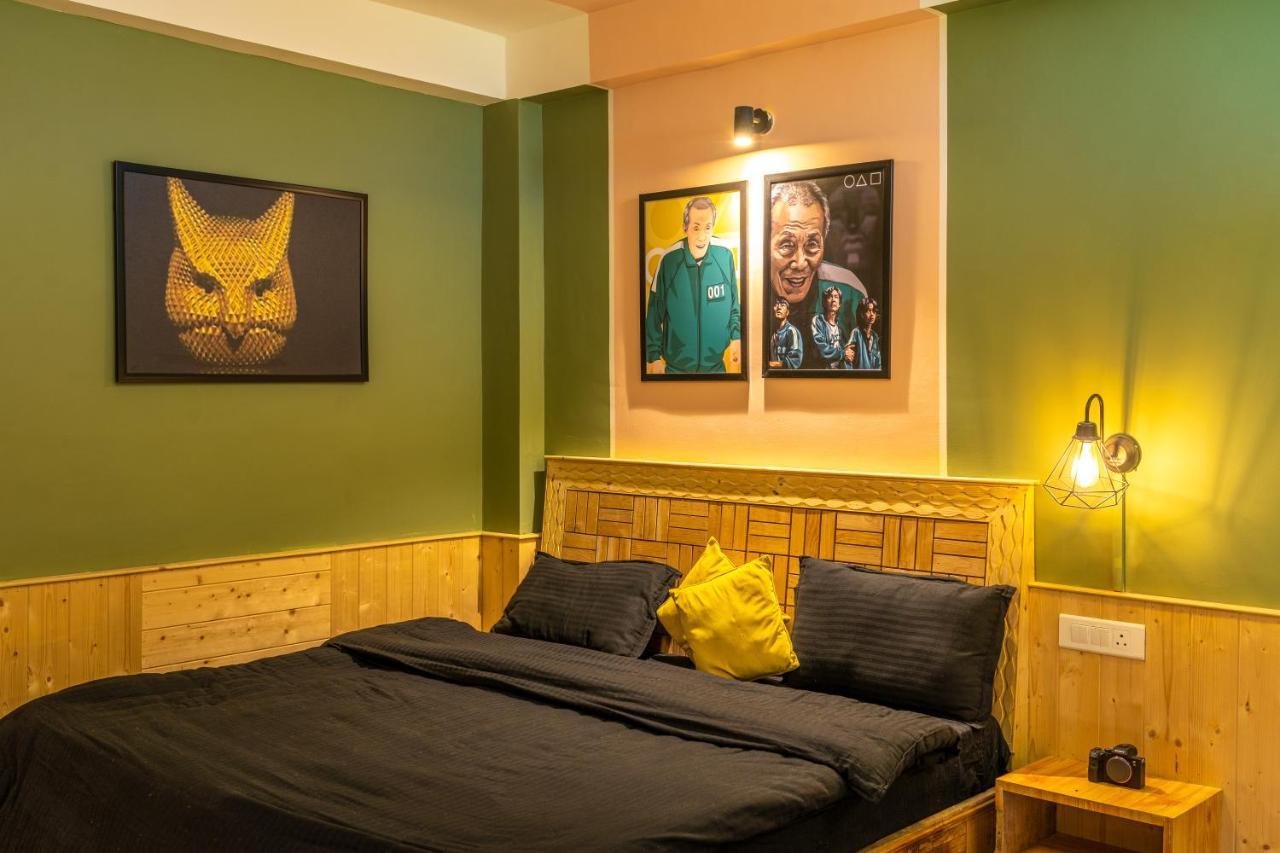 Whoopers Hostel Manali Exterior photo